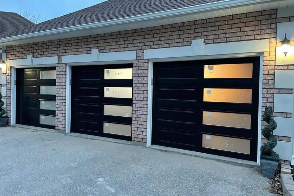 Garage Doors Brantford 4 s4