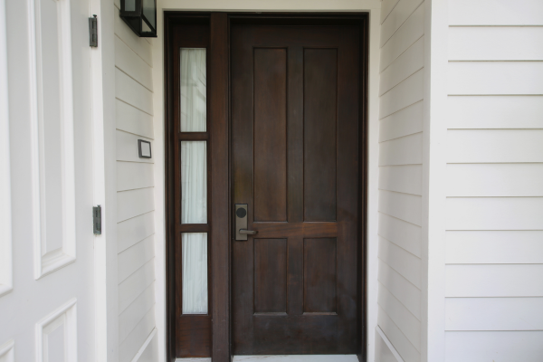 front door 03